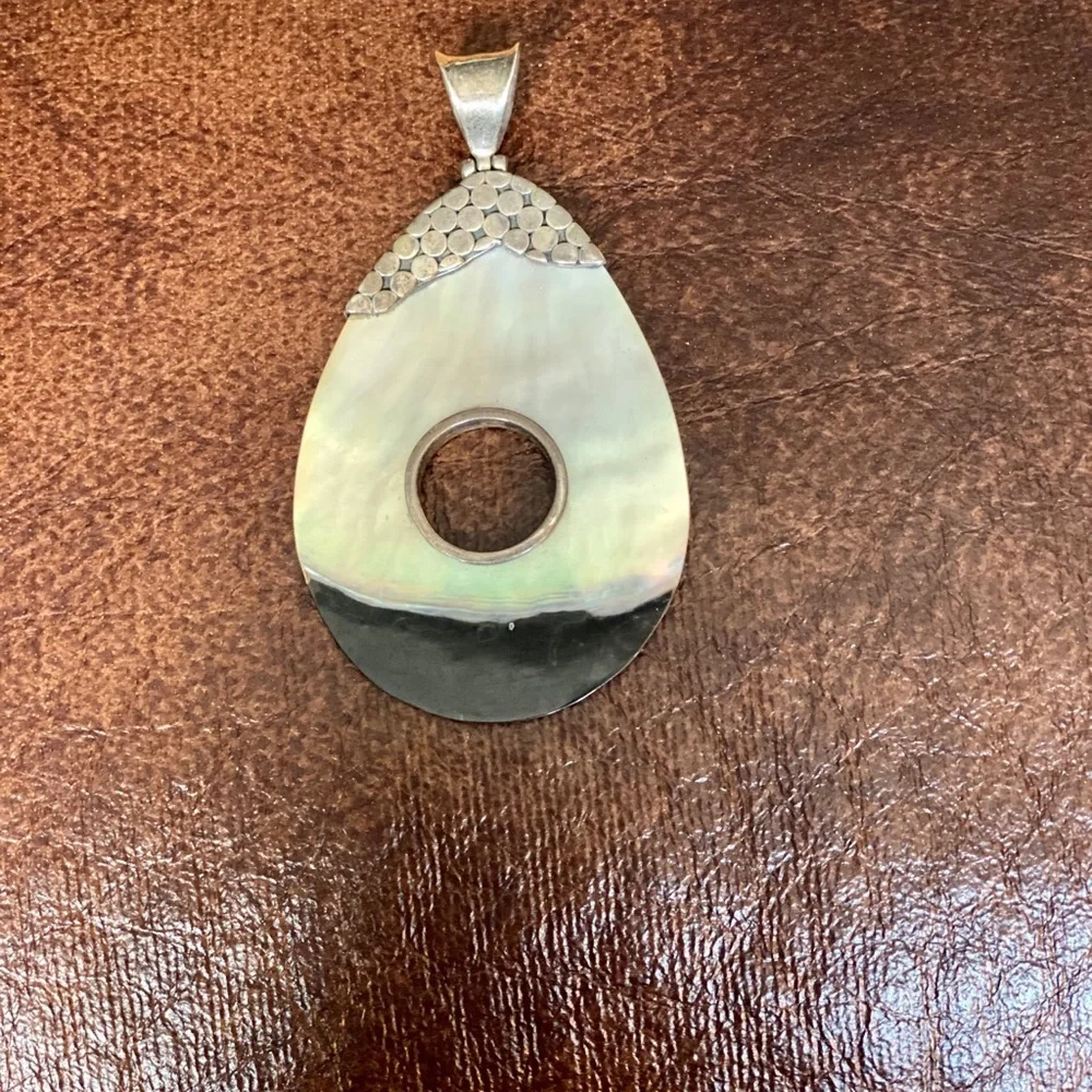 Abalone Shell & Silver Pendant - Picture 3 of 4